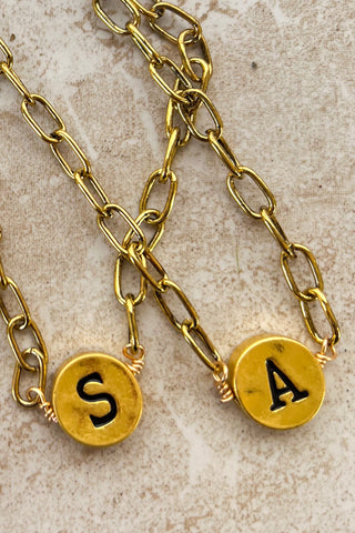 Circle Initial Pendant Necklace Gold