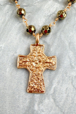 Talus Gold Necklaces